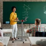 Bureau électrique réglable en hauteur AirLIFT 121×61 cm – verre trempé, 73–120 cm, 2 moteurs