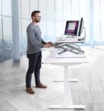 Bureau électrique réglable en hauteur AirLIFT 121×61 cm – verre trempé, 73–120 cm, 2 moteurs