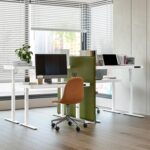 Bureau électrique réglable en hauteur AirLIFT 121×61 cm – verre trempé, 73–120 cm, 2 moteurs