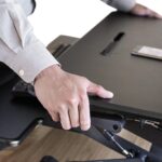 Bureau électrique réglable en hauteur AirLIFT 121×61 cm – verre trempé, 73–120 cm, 2 moteurs