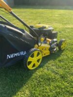 Tondeuse thermique autotractée 146 cm³ 45,7 cm avec Mulching