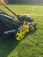 Tondeuse thermique autotractée 146 cm³ 45,7 cm avec Mulching