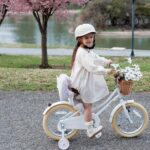 Vélo enfant rétro 18 pouces Vintage avec panier osier, stabilisateurs, freins avant/arrière