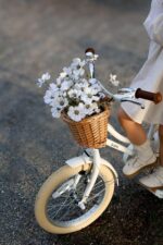 Vélo enfant rétro 18 pouces Vintage avec panier osier, stabilisateurs, freins avant/arrière