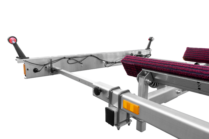 Remorque porte bateau UNITRAILER JET ALU 750 kg