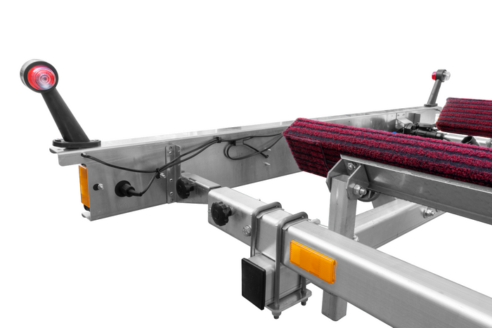 Remorque porte bateau UNITRAILER JET ALU 750 kg