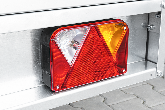 Remorque Unitrailer EXPERT 2615 simple essieu 552 kg